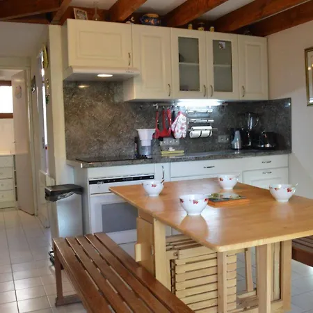 Сasa de vacaciones Maison Bord De 8 Pers. Avec Terrasse, Parking Prive, Animaux Acceptes, Menage Inclus - Fr-1-225d-616 *