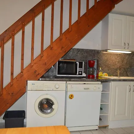 Maison Bord De 8 Pers. Avec Terrasse, Parking Prive, Animaux Acceptes, Menage Inclus - Fr-1-225d-616 *